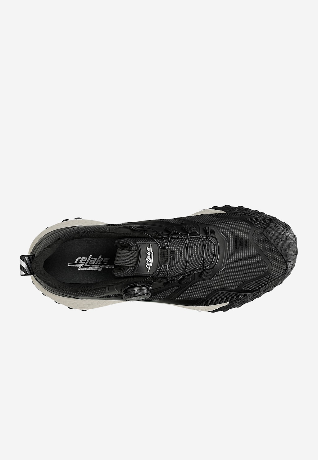 Czarne sneakersy RELAKS R10125-11 z pokrętłem do regulacji sznurowania, widok z góry, czarna cholewka z logo Relaks, szara podeszwa.