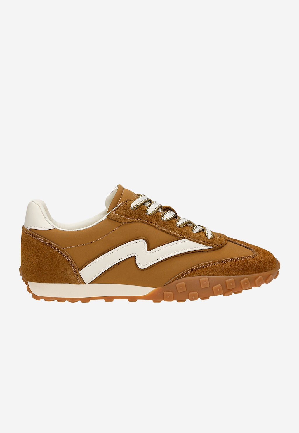 Brązowe sneakersy RELAKS R4618613 z łączonych materiałów, widok z boku, z białym logo i podeszwą w stylu retro.