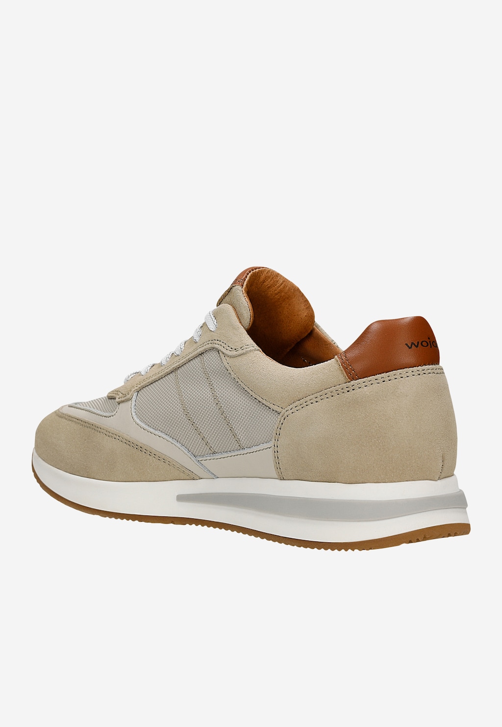 Wojas beżowe męskie sneakersy 10298-84 z brązowymi wstawkami skórzanymi, widok z tyłu, biała podeszwa, sznurowane.