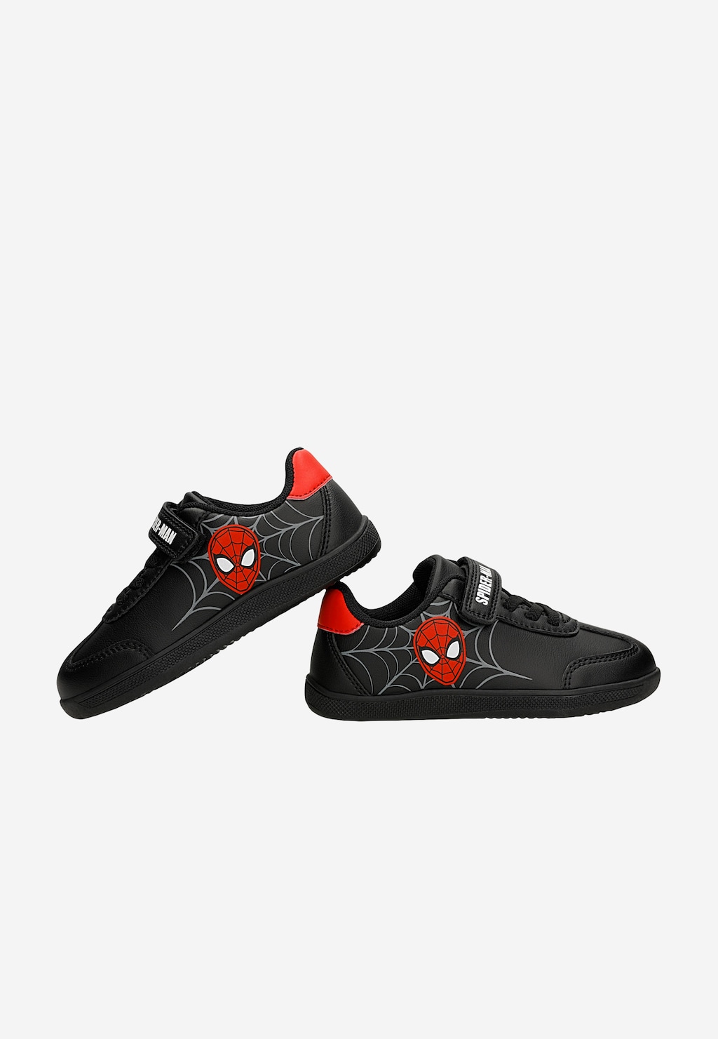 Czarne trampki dziecięce Bartek 87070-11 Spider-Man z czerwonymi wstawkami, motywem sieci i logo Spider-Mana, zapięcie na rzep