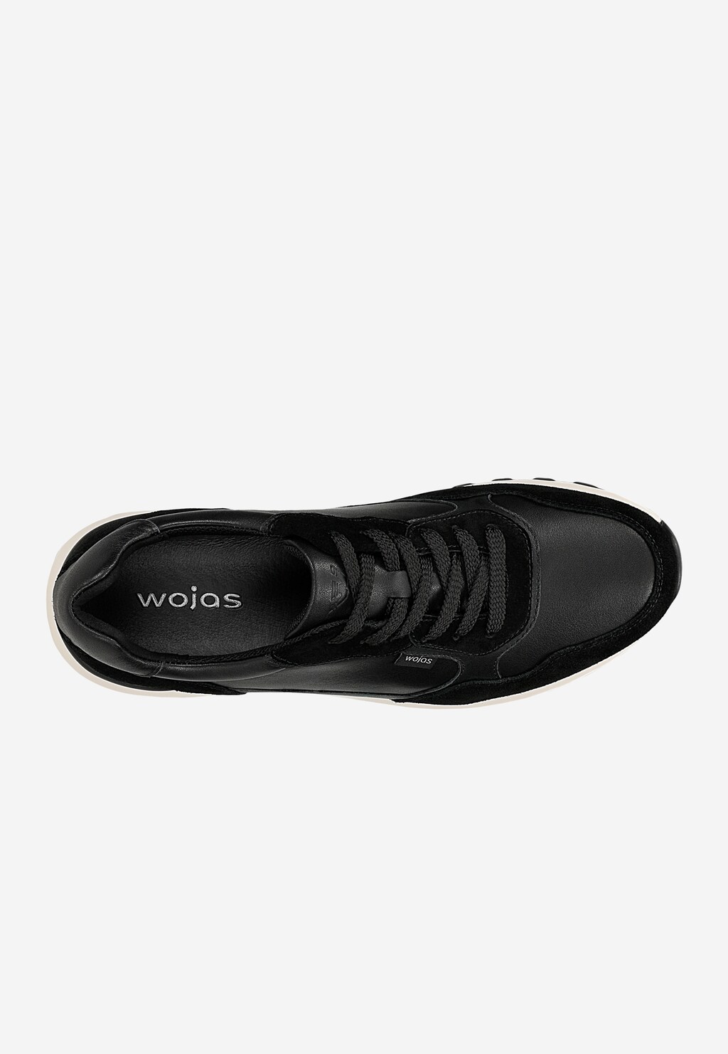 Wojas czarne sneakersy męskie 10323-71 z łączonych skór, widok z góry, czarne sznurówki, biała podeszwa, logo Wojas wewnątrz i na boku buta.