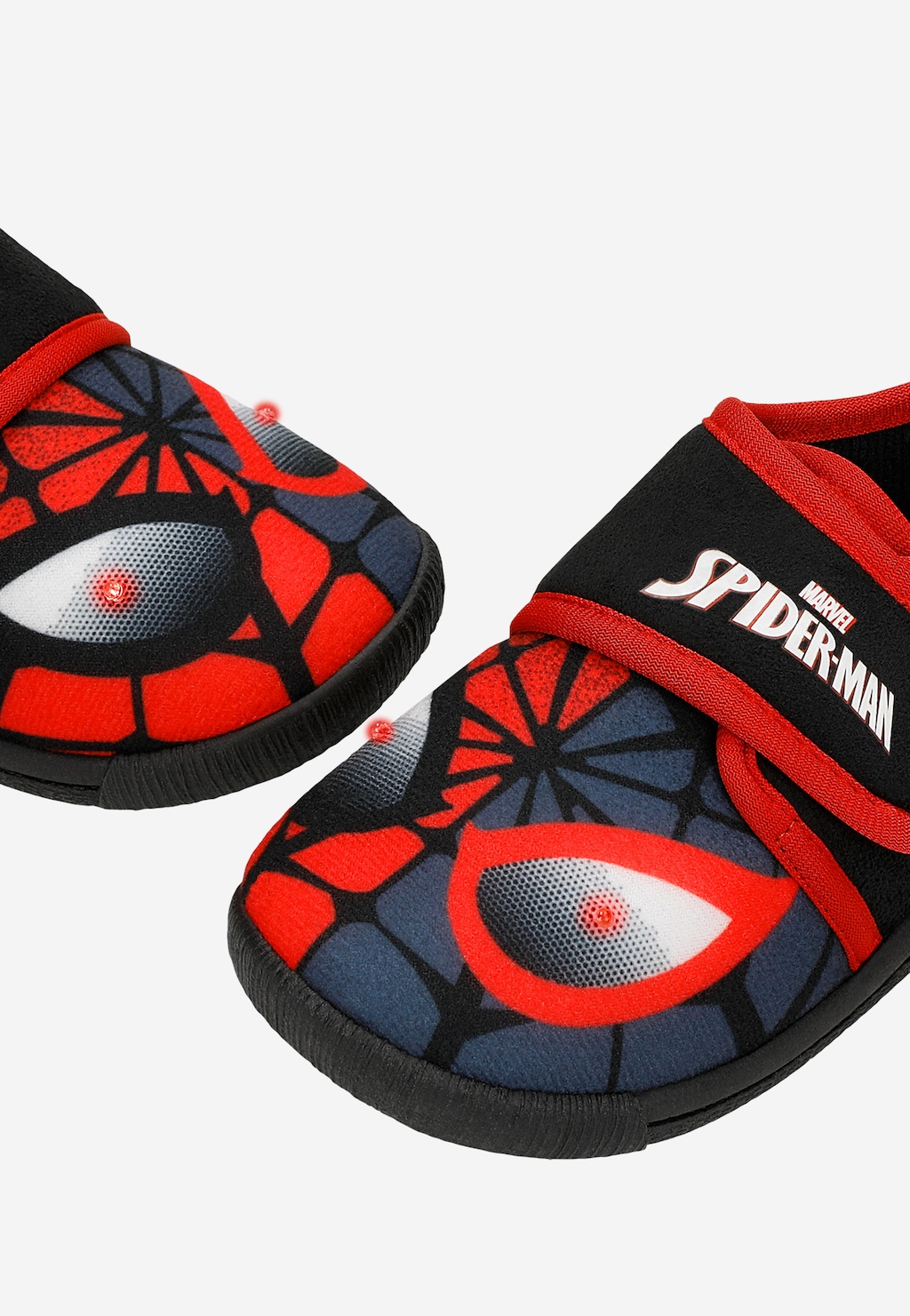 Kapcie chłopięce Bartek Spider-Man 87851-11 w kolorze czarno-czerwonym ze świecącą diodą LED i zapięciem na rzep, widok z góry.
