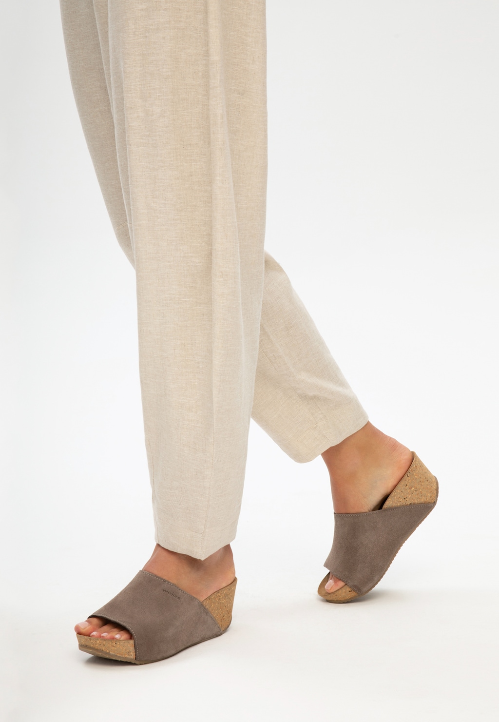 Beige Damen-Korkpantoletten 74021-68 Widok 8