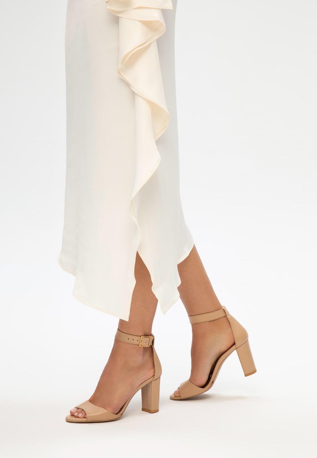 Beige Damen-Ledersandalen mit Blockabsatz 76246-54 Widok 7