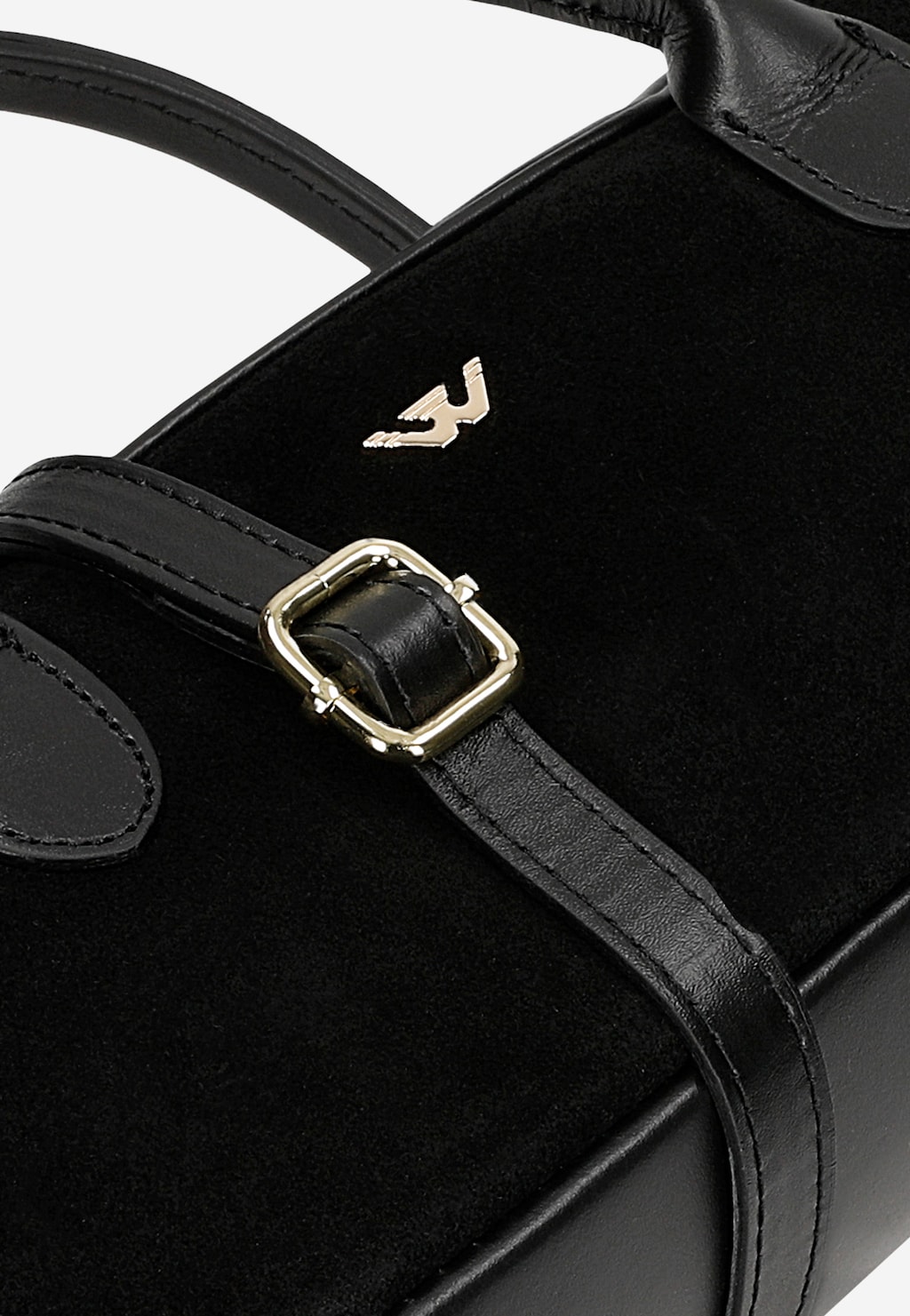 Czarna torebka damska Wojas bowling bag 80521-71 z zamszu i skóry, złota klamra i logo, widok zbliżenie.