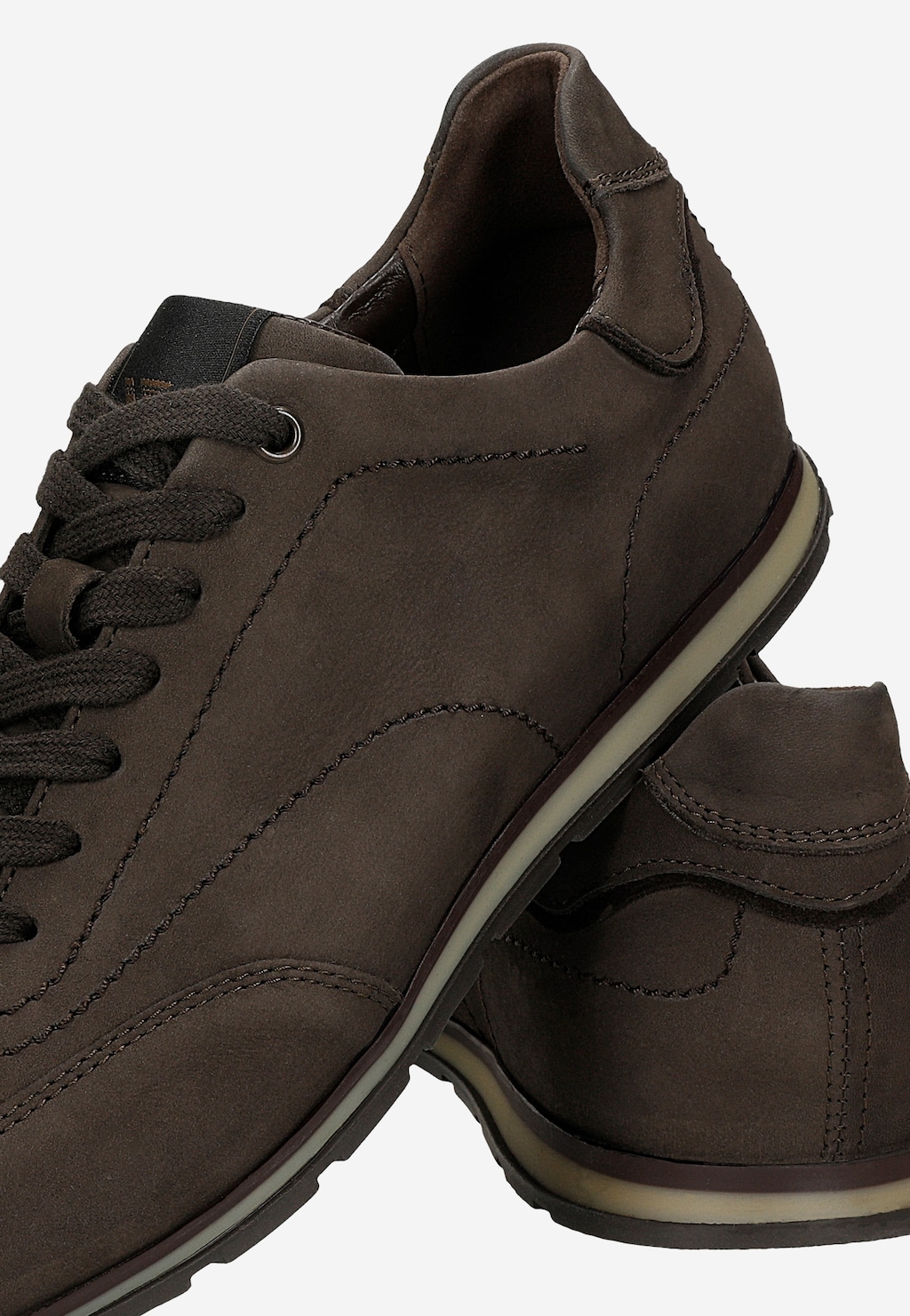 Brązowe sneakersy męskie z nubuku 10300-22 Widok 6