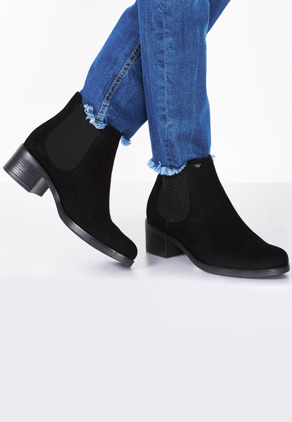 Czarne botki damskie 8616-61 Widok 1