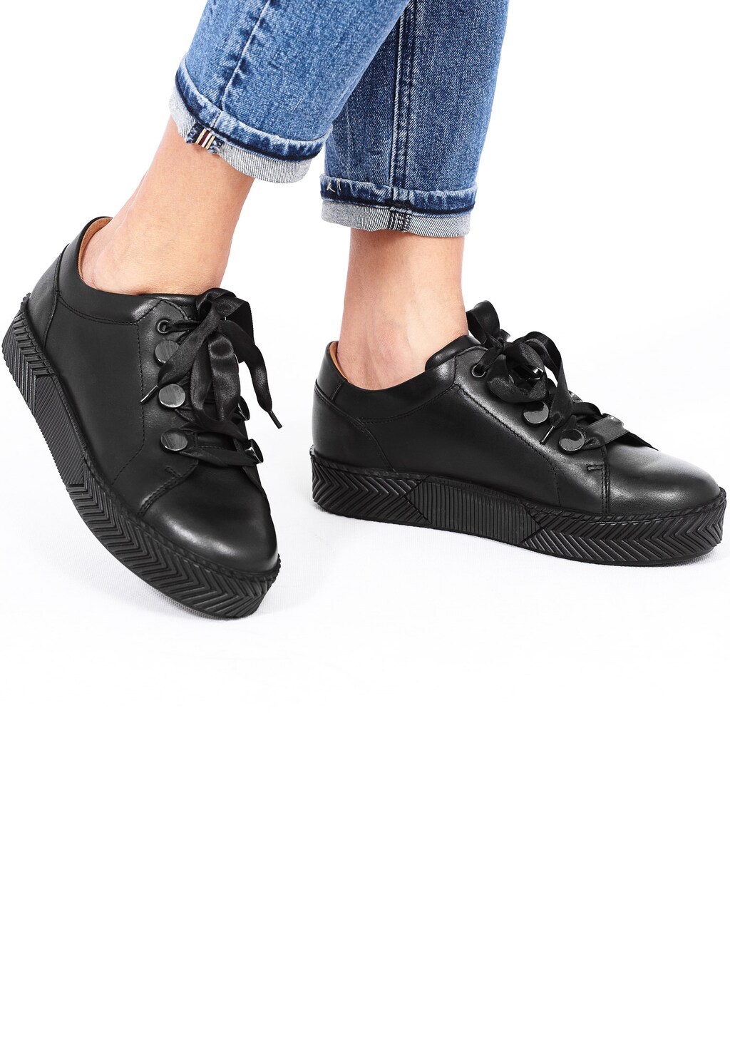 Czarne damskie trampki 8538-51 Widok 1