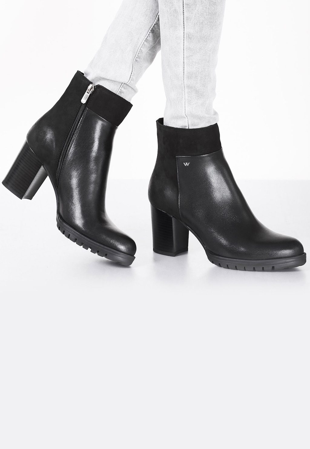 Czarne damskie botki 8621-71 Widok 1