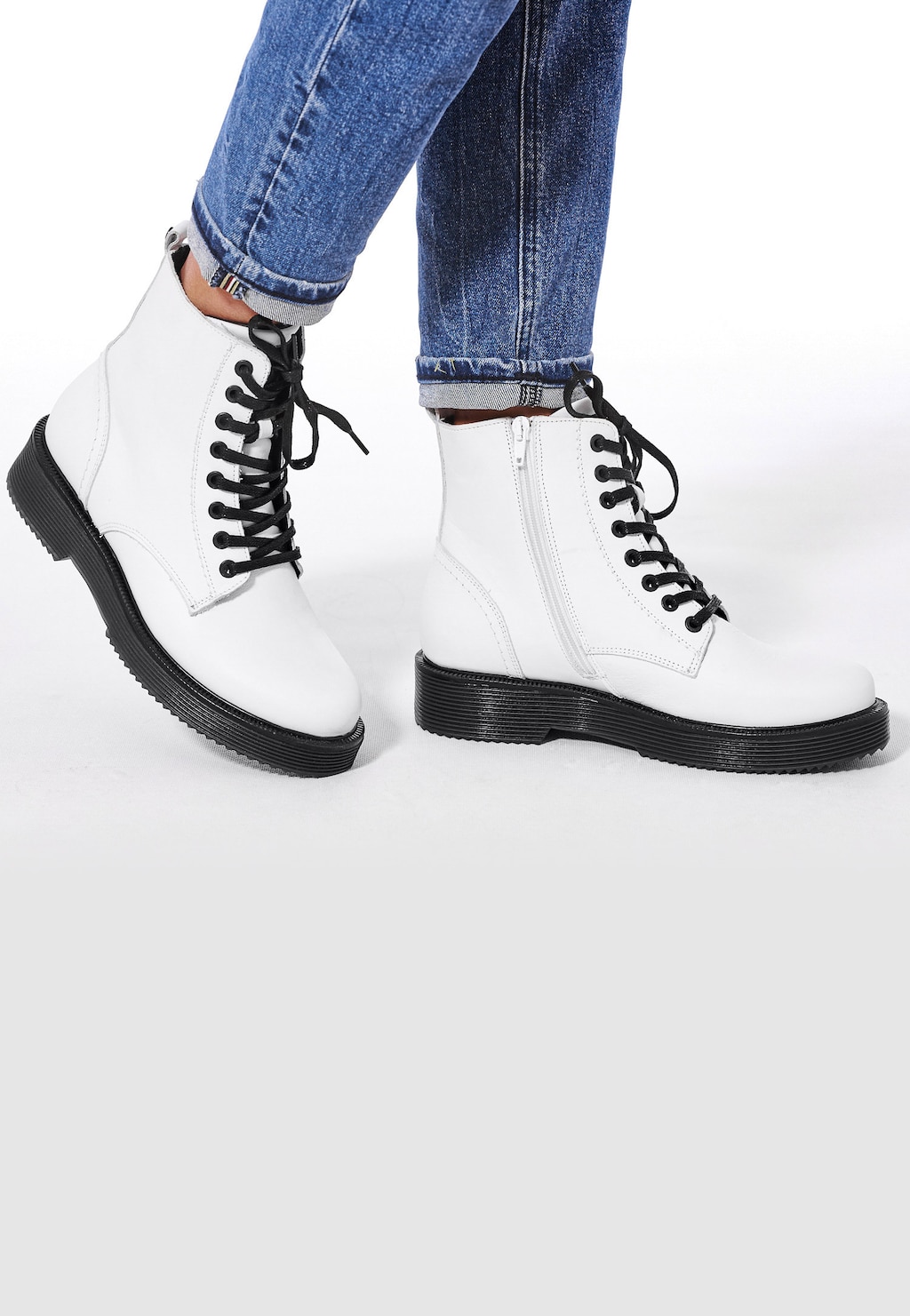 Białe trzewiki damskie 8678-59 Widok 1