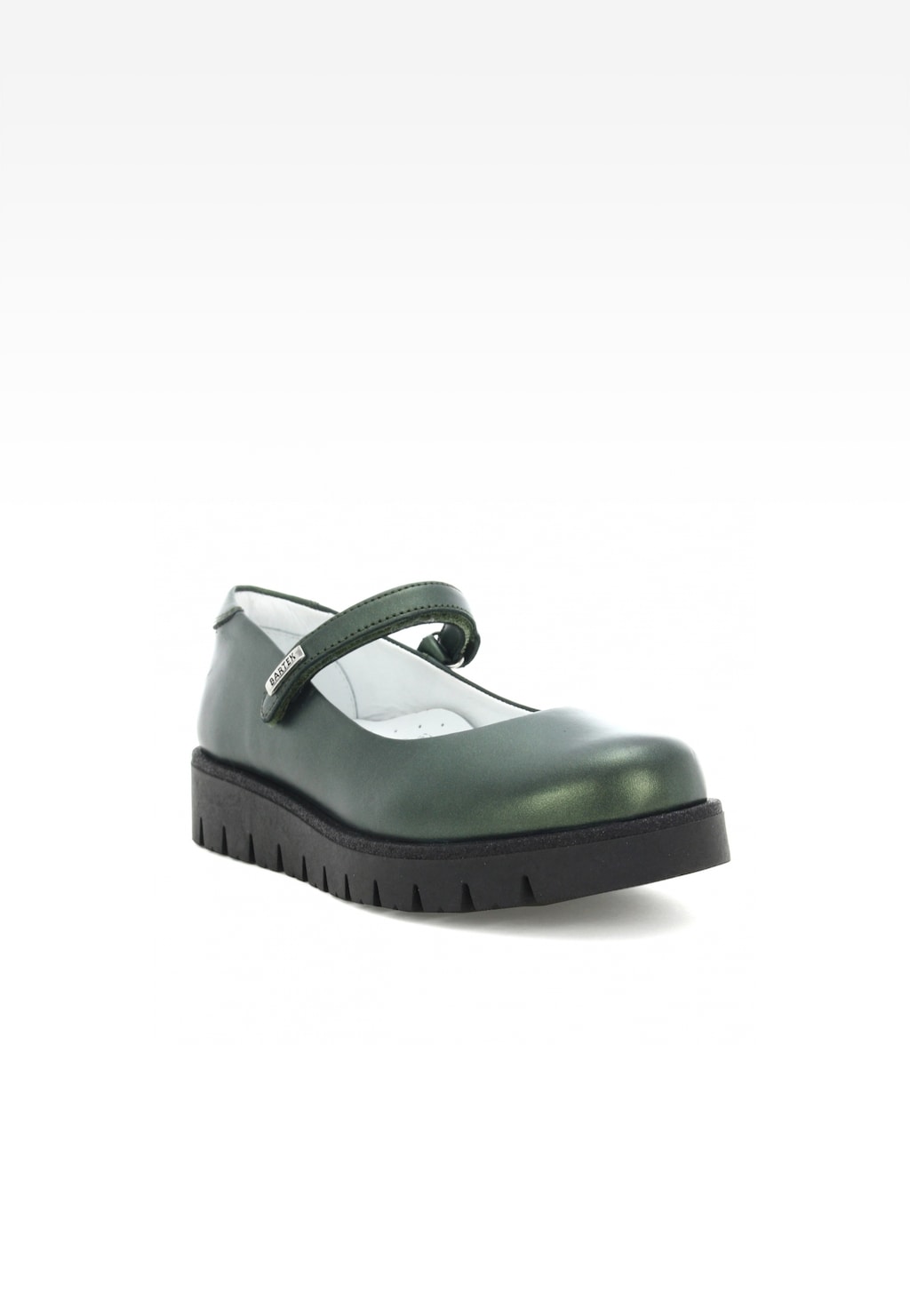 Zielone buty wizytowe Bartek W-48605/SZ/1R2 dla dziewcząt z paskiem na rzep i czarną podeszwą platformą, widok z boku.