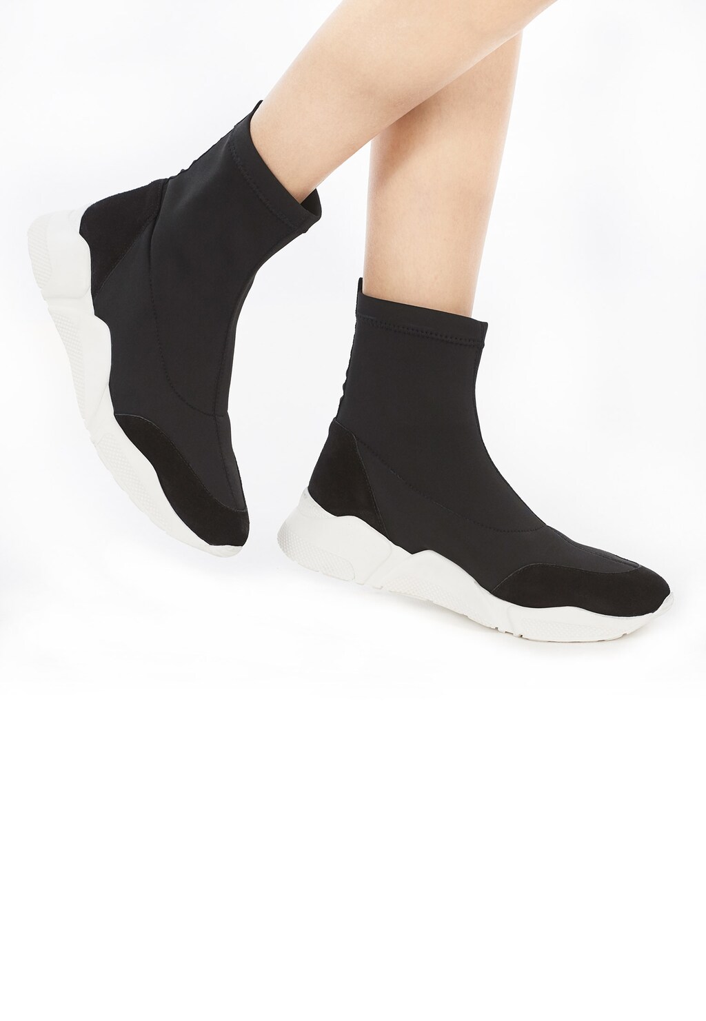 Czarne damskie botki 8619-81 Widok 1