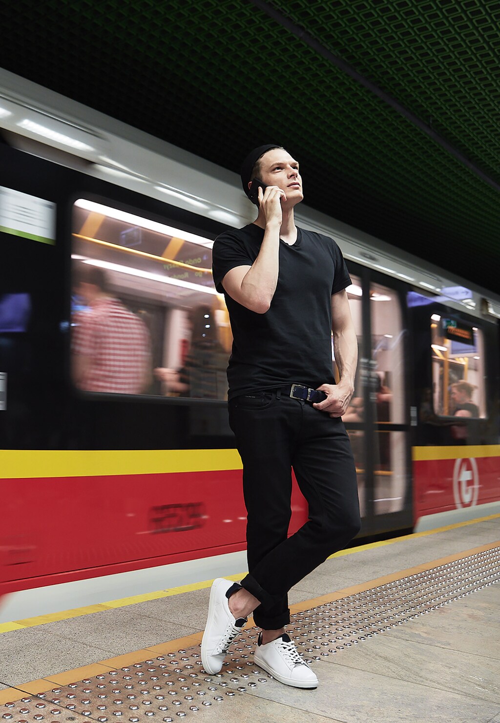 Białe półbuty męskie 9060-79 Widok 1