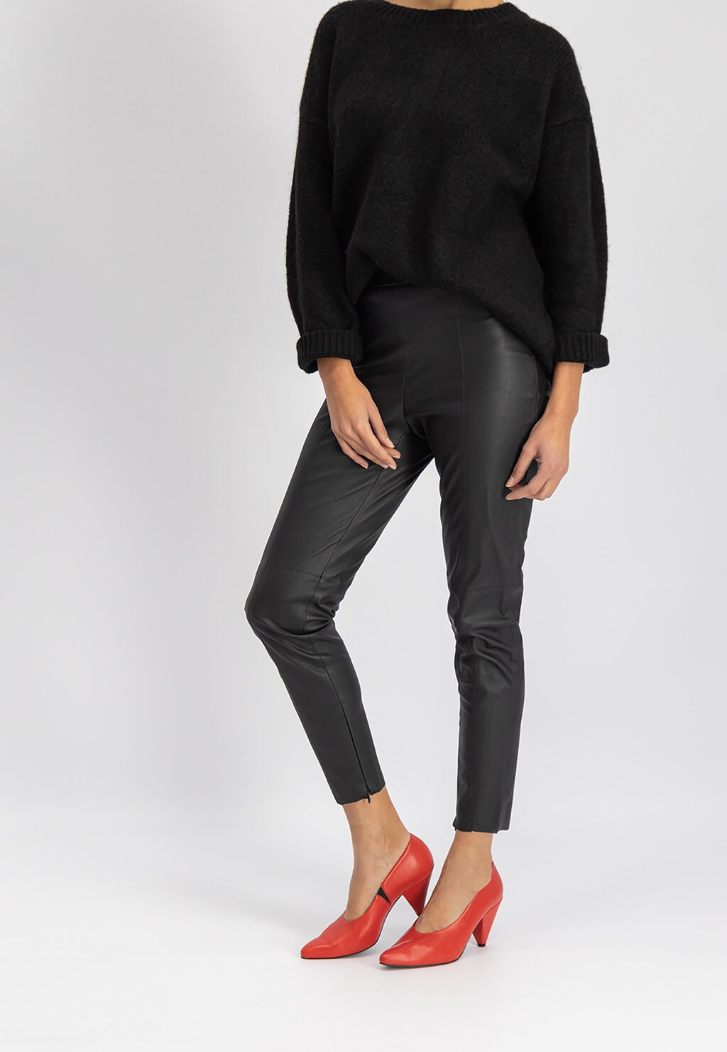 Czerwone czółenka damskie 8398-55 Widok 1