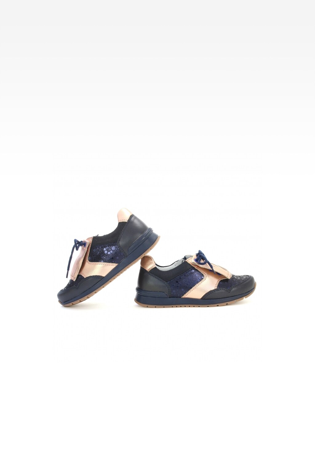 Dziewczęce półbuty Bartek T-48695/SZ/04H w kolorze granatowo-beżowym z ozdobnymi cekinami, wiązane sznurówkami, idealne do codziennych stylizacji.