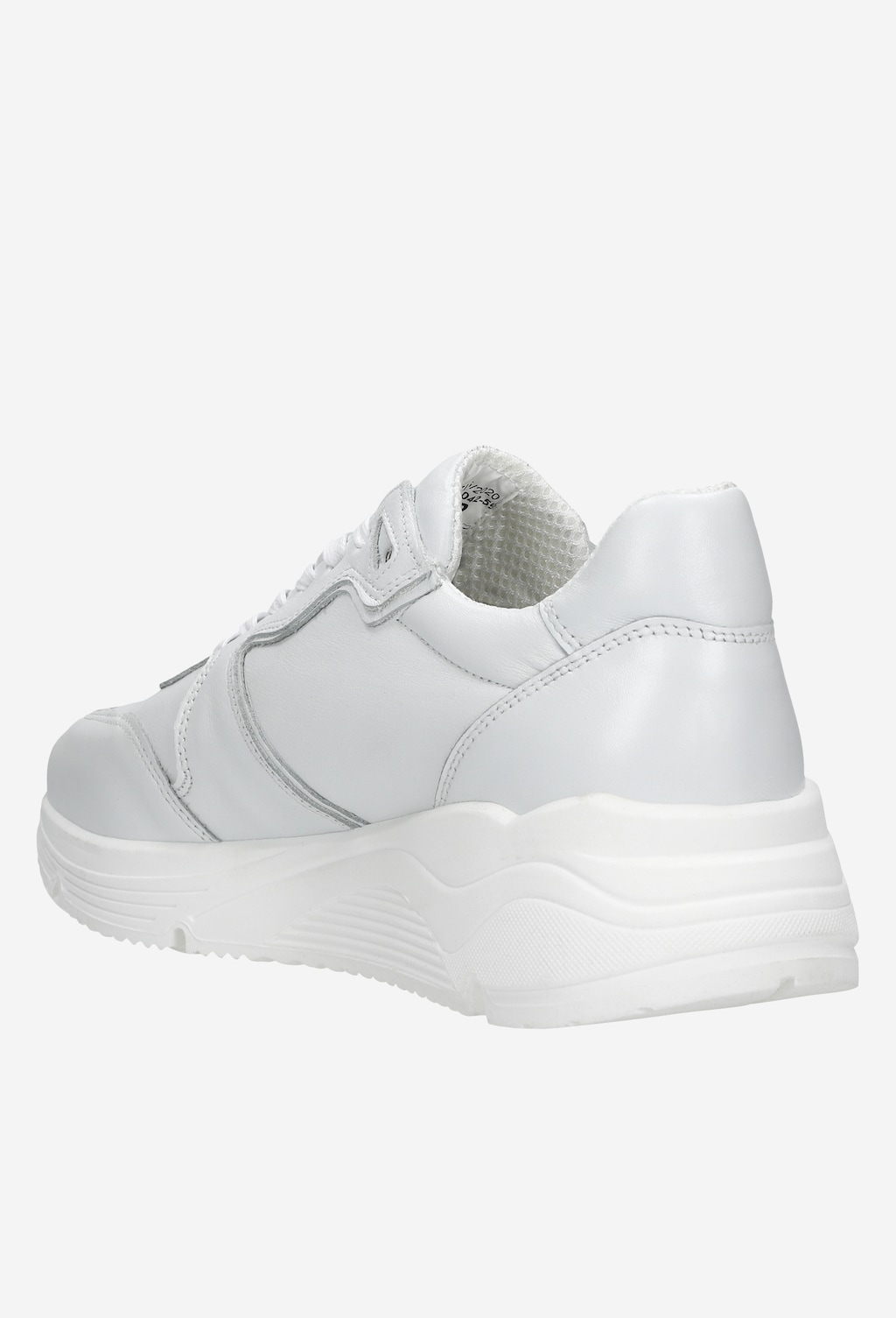 Białe sportowe półbuty męskie Wojas 46042-59 ze skóry naturalnej, widok z tyłu ukazujący grubą, białą podeszwę oraz wyściełany kołnierz wokół kostki.