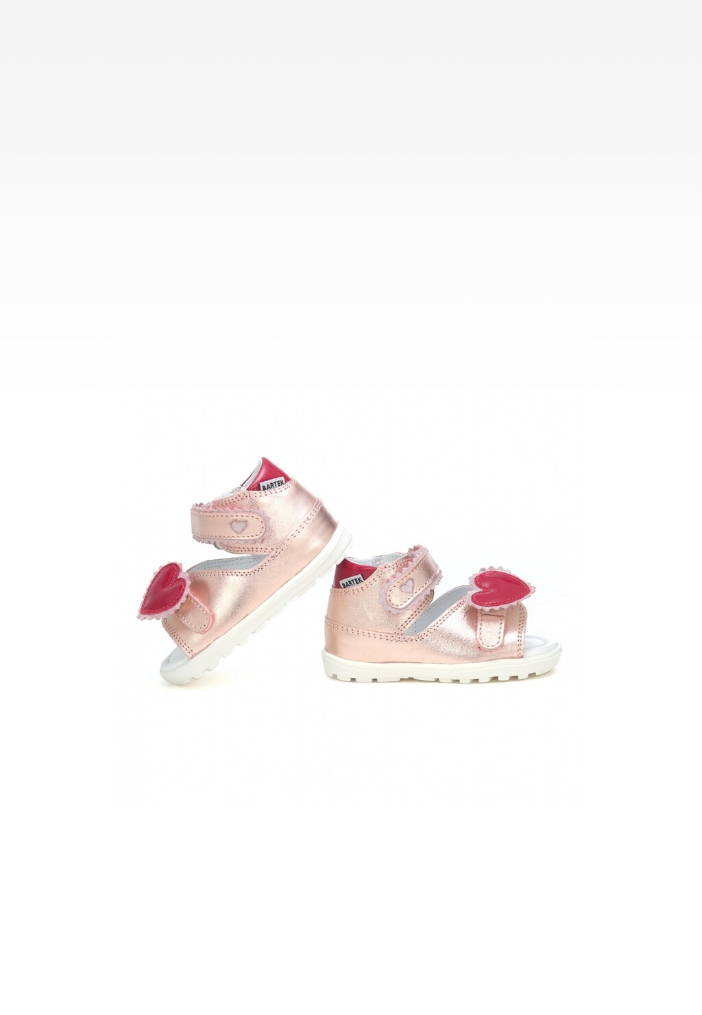 Różowo-złote sandałki dziecięce Bartek Mini first steps W-071181/NRG II dla dziewcząt z uroczymi czerwonymi serduszkami na rzepach, idealne na pierwsze kroki.