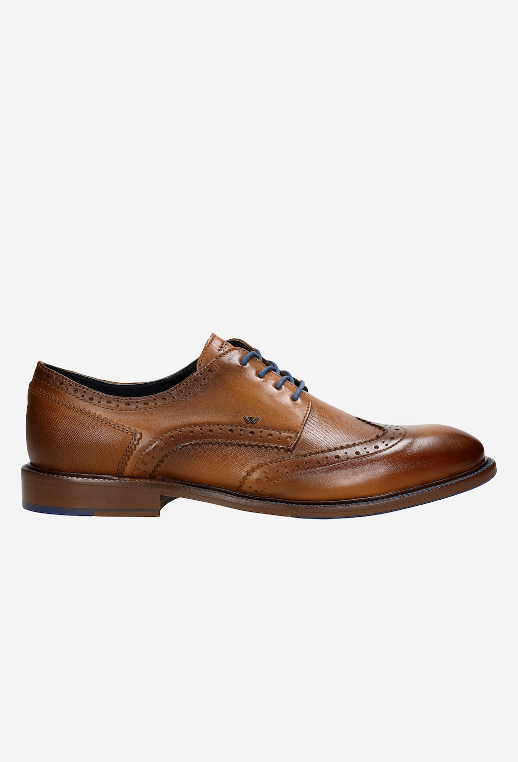 Brązowe skórzane półbuty Wojas model 10018-53 w stylu oksford z eleganckim zdobieniem brogue, granatowymi sznurówkami i klasycznym wykończeniem.