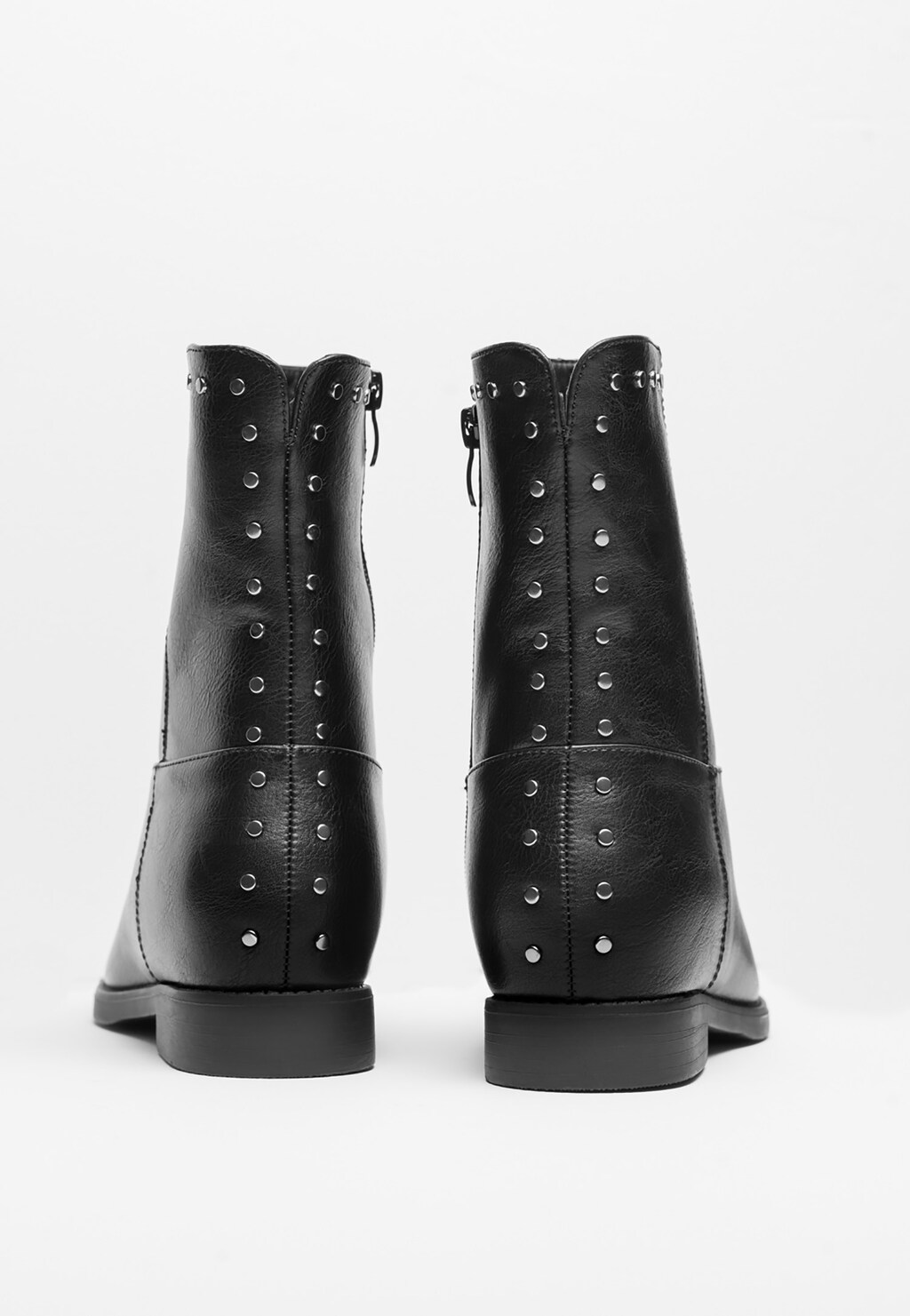 WJS czarne wsuwane botki damskie z ćwiekami na cholewce WJS46019-51 Widok 5