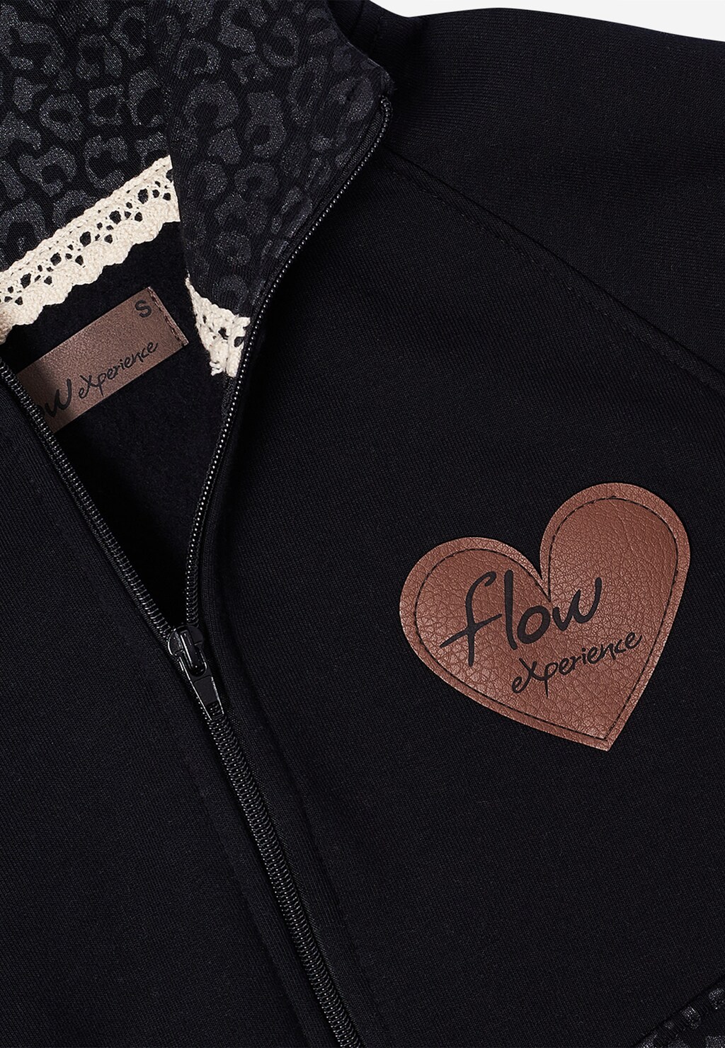 Czarna rozpinana bluza damska w centki FLOW EXPERIENCE  K250006-81 Widok 3