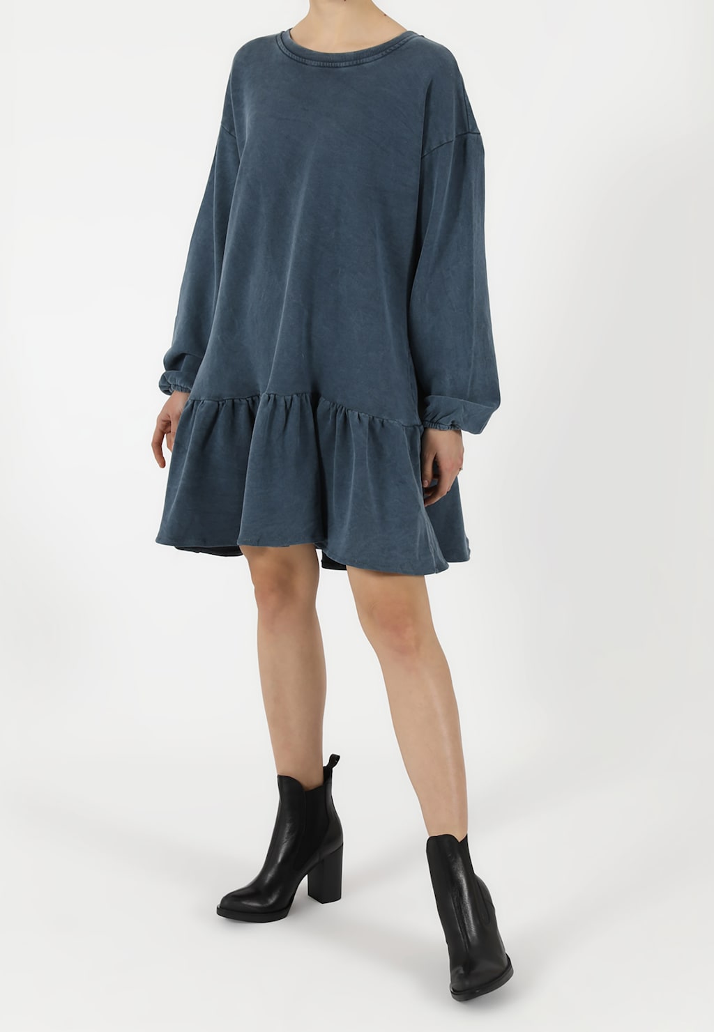 Buďte za hviezdu v čiernych členkových čižmách na opätku  55085-81 Widok 1