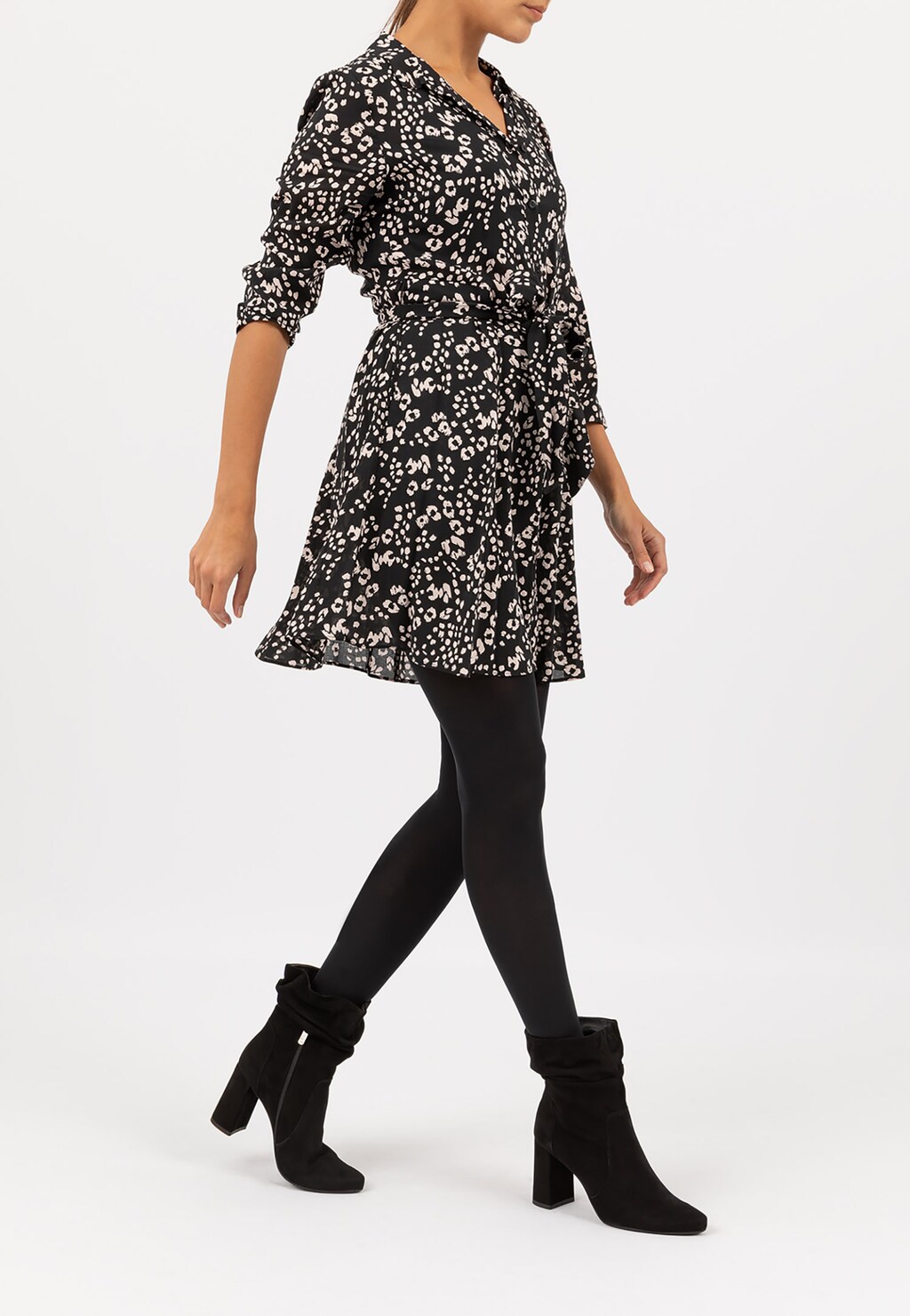 Rozkvet elegancie s koženými členkovými čižmami na opätku 55072-61 Widok 1