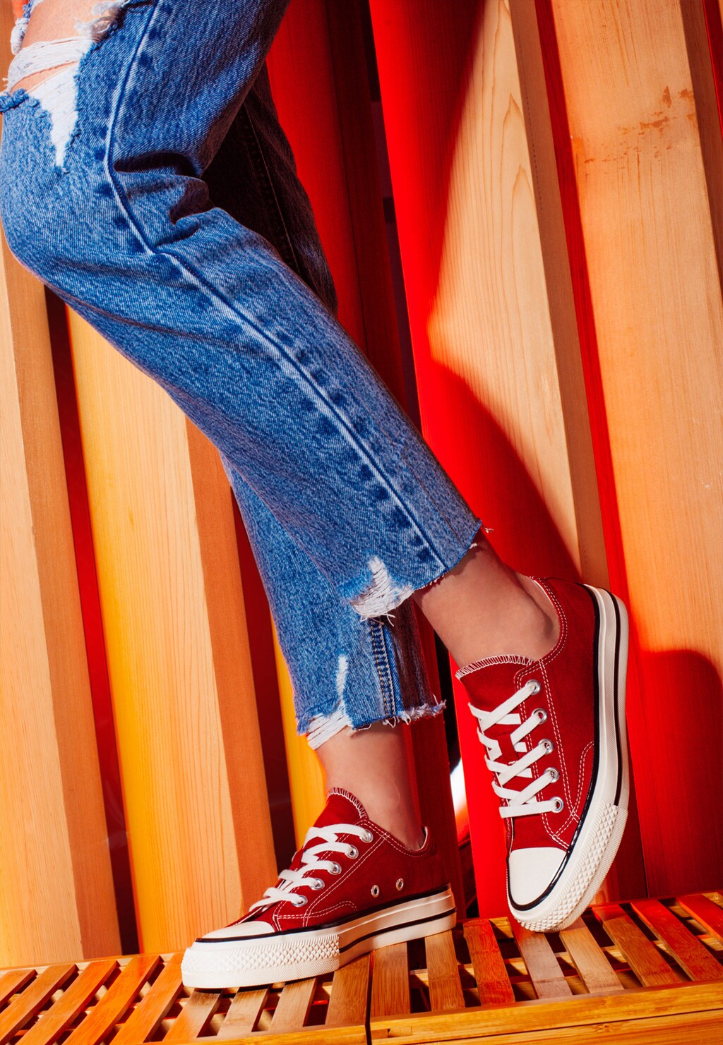 WJS materiałowe trampki damskie w kolorze bordowym WJS64020-12 Widok 1