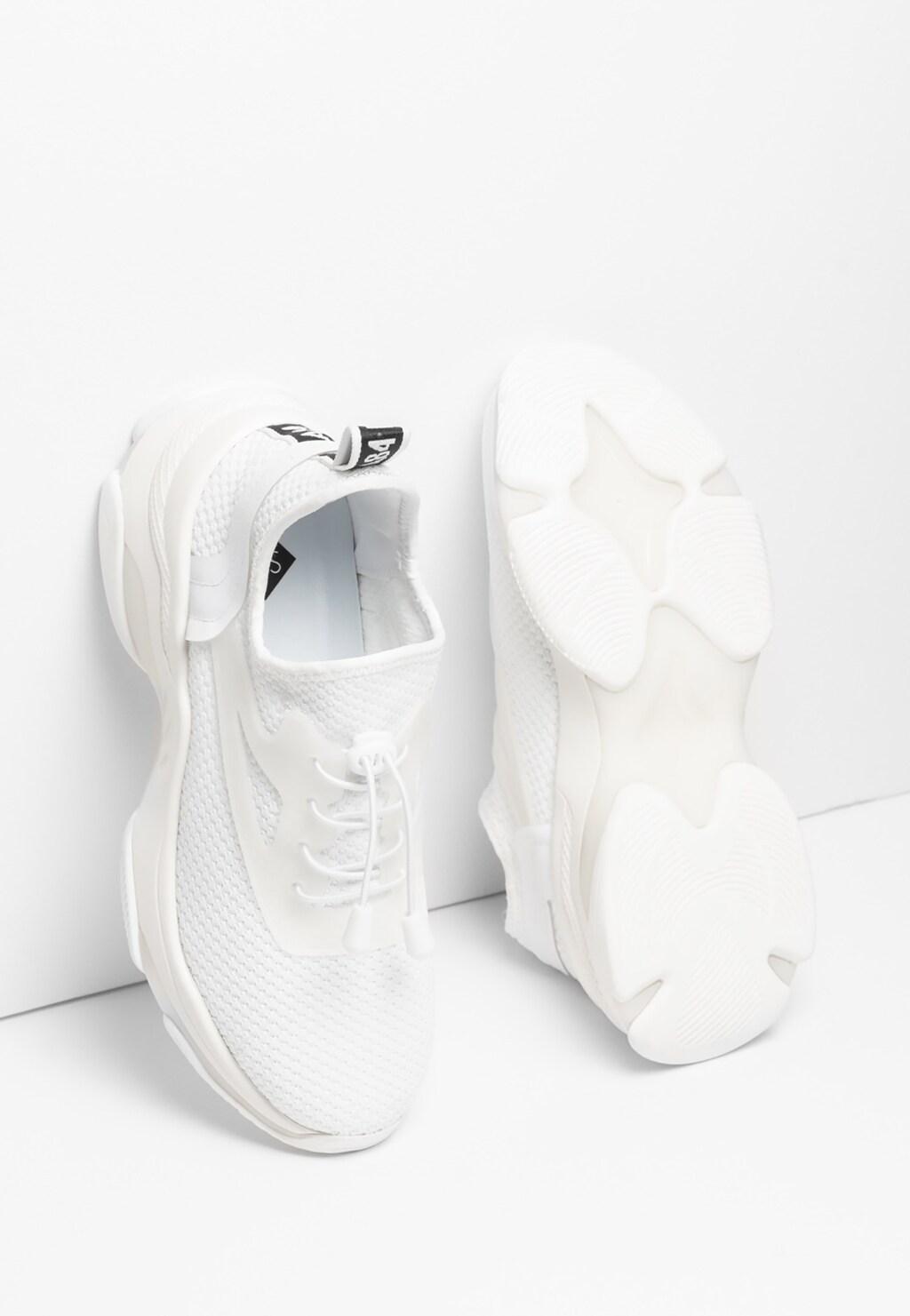 Športujte s ľahkosťou v bielych dámskych sneakersoch WJS64017-79 Widok 5
