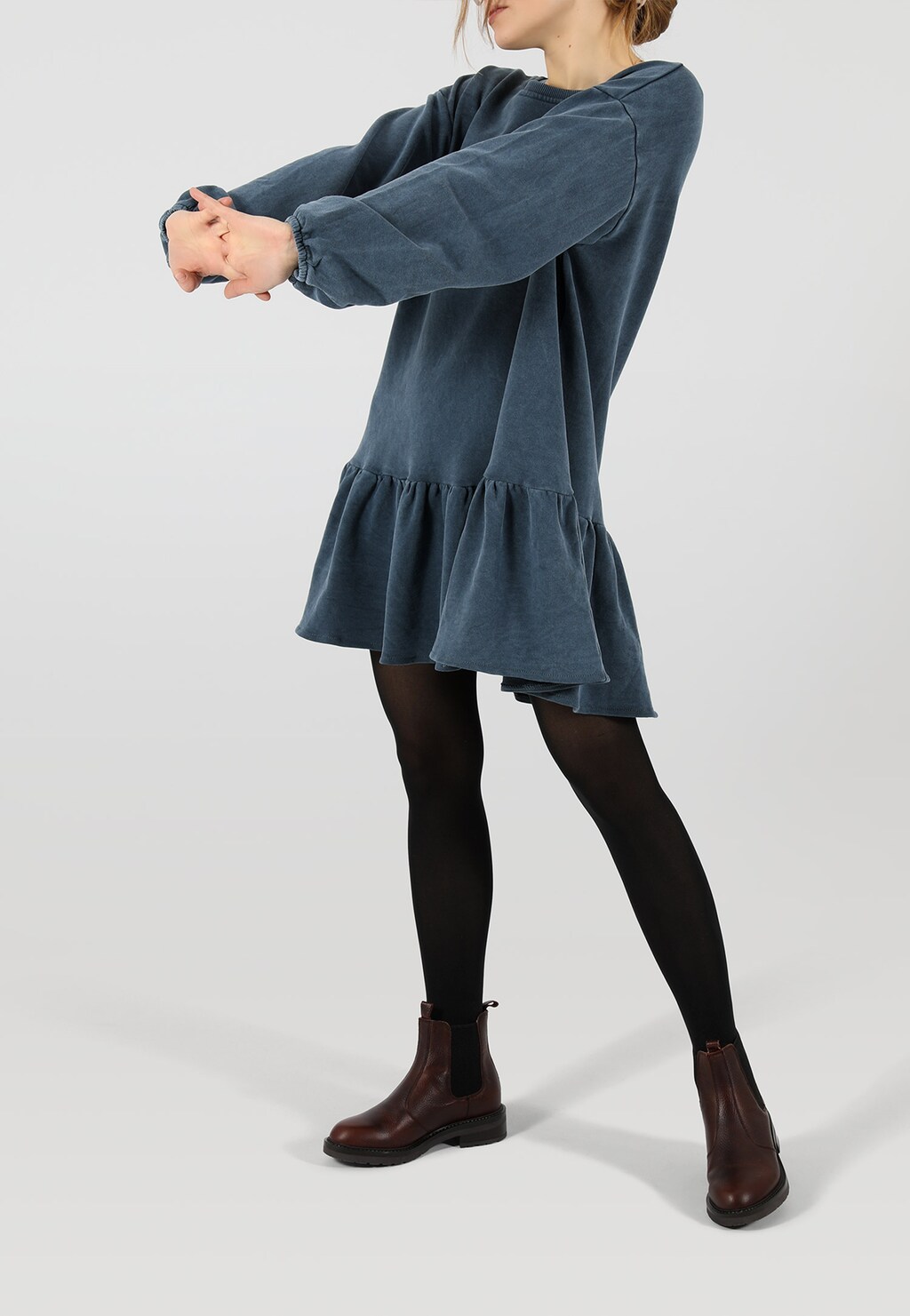 Hnedé členkové topánky z lícovej kože a so zateplením z vlny 55093-53 Widok 8