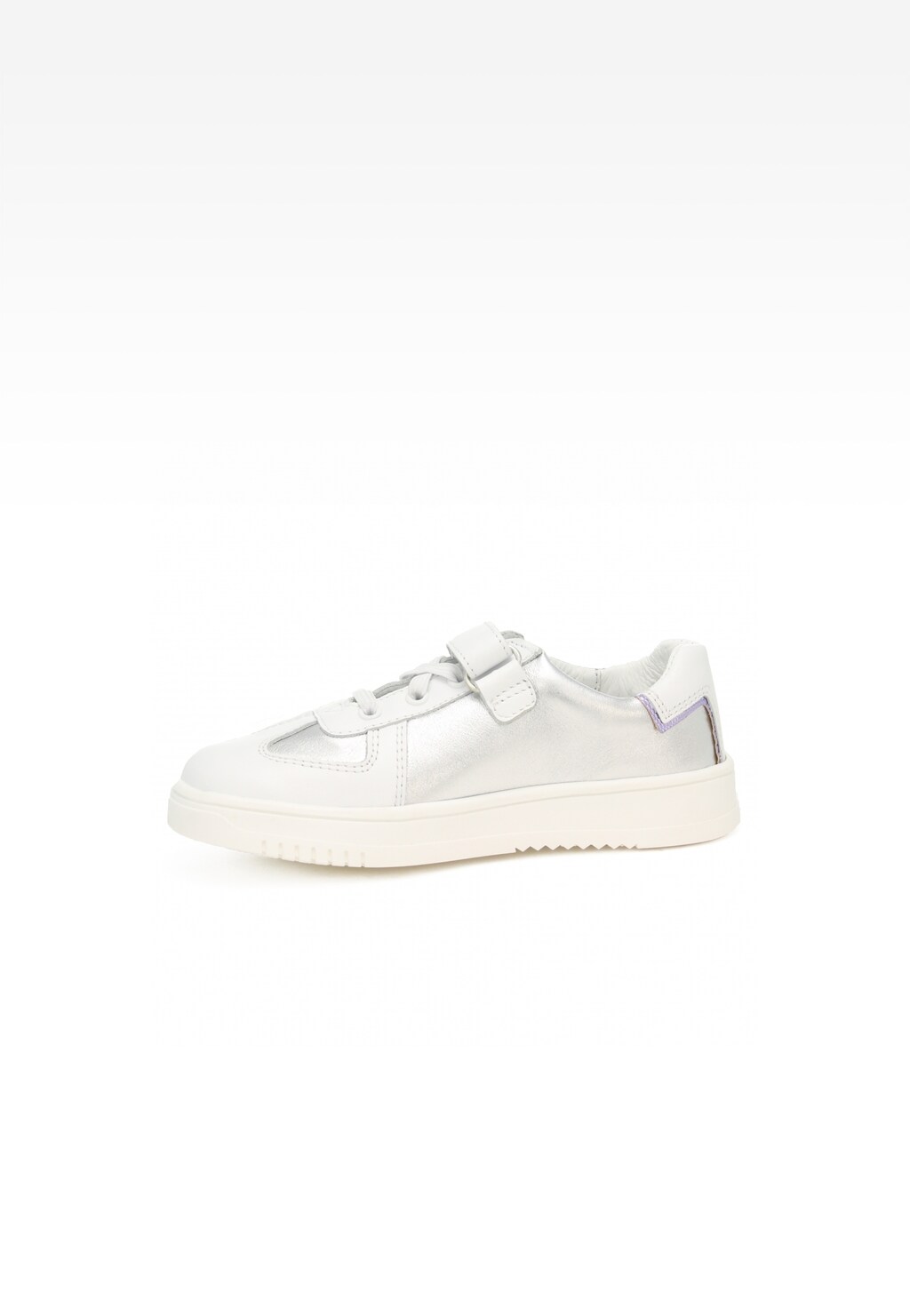 Srebrzystobiałe półbuty dziewczęce Bartek 15326009 z zapięciem na rzep i sznurówki, widoczne z boku na białej podeszwie, idealne do codziennych stylizacji.