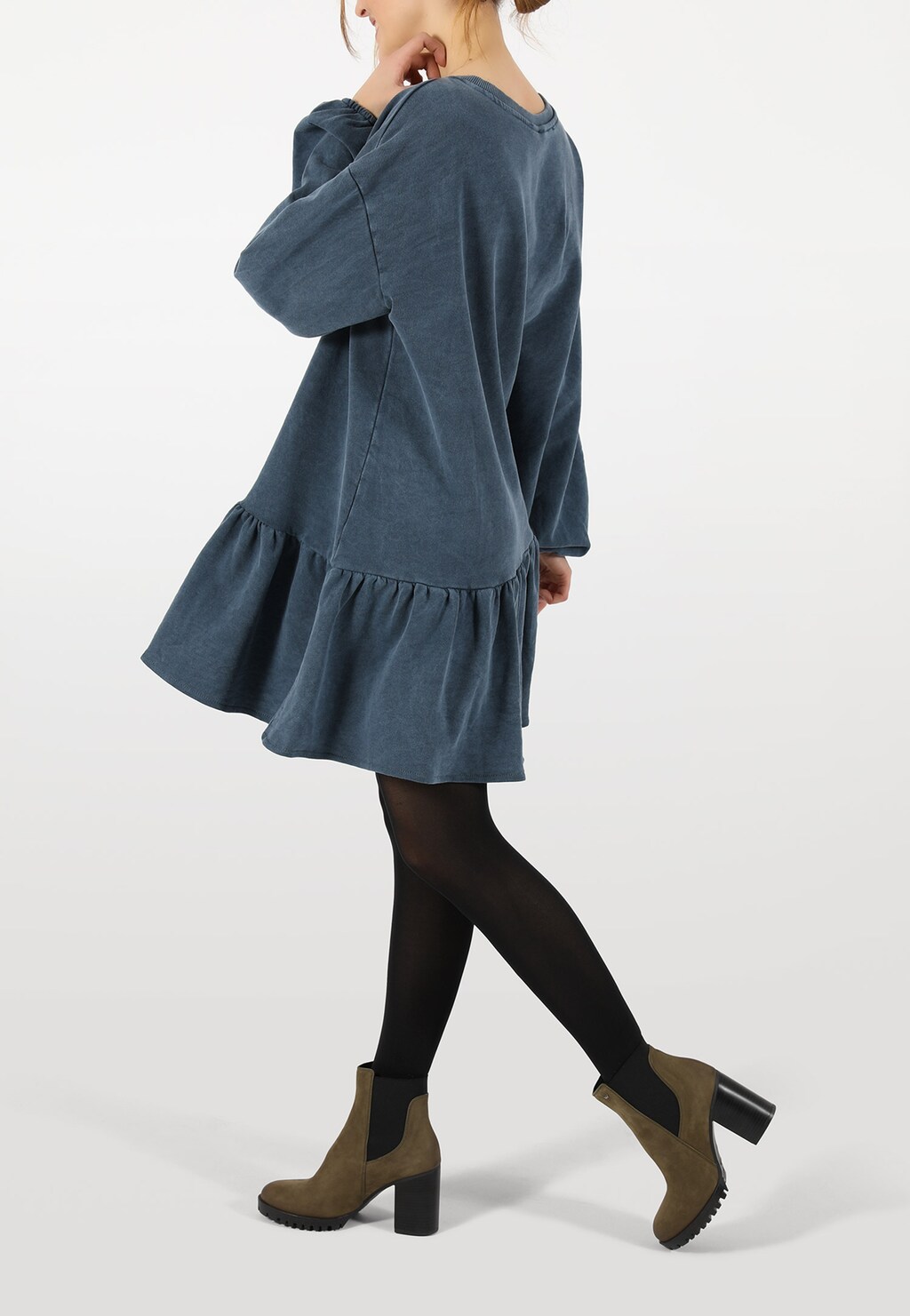 Členkové čižmy na opätku v krásnej khaki farbe 55095-87 Widok 1