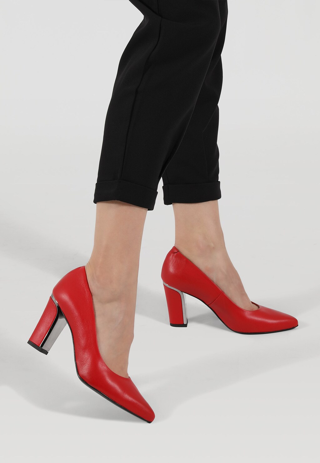 Kožené elegantné dámske lodičky vo farbách lásky 35044-55 Widok 1