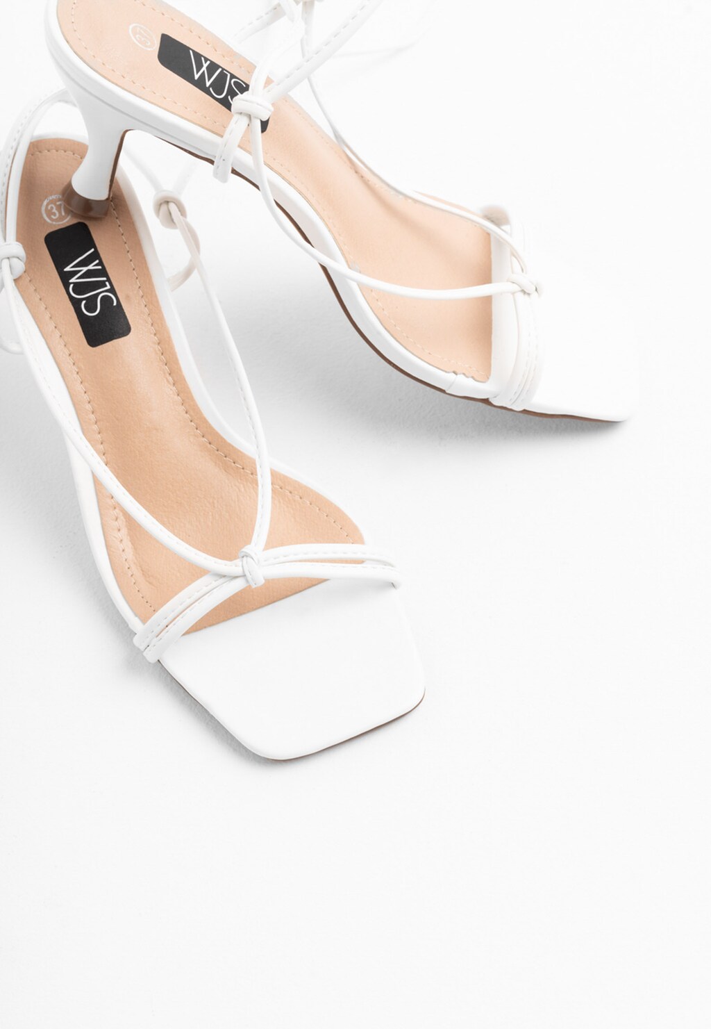 WJS białe sandały damskie z cienkimi paseczkami i wiązaniem WJS74027-59 Widok 3