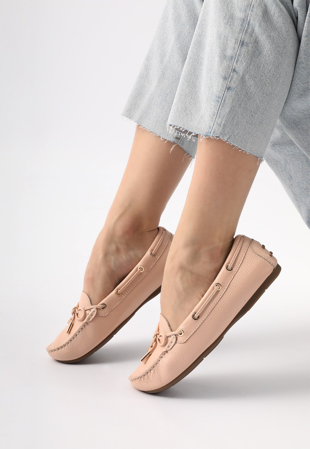 Mokasíny dámske z kvalitnej lícovej kože rozjasnia Váš deň 46035-54 Widok 7