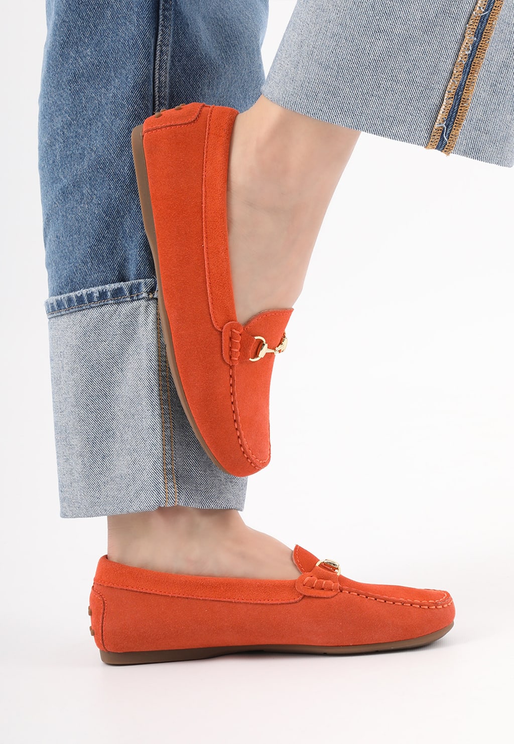 Koralowe mokasyny damskie z metalową ozdobą 46070-65 Widok 8