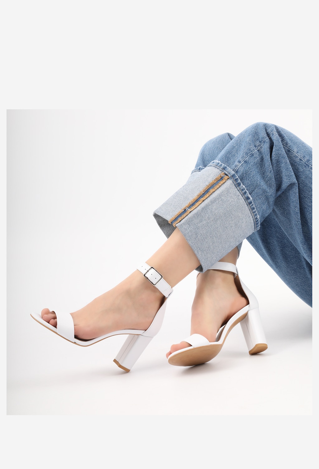 Elegantné biele kožené dámske sandále na leto 76028-59 Widok 7