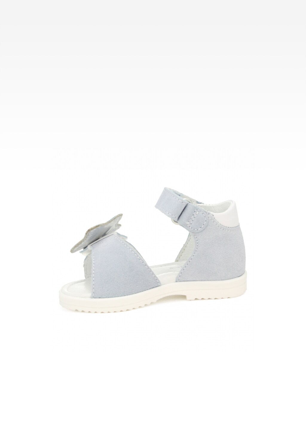 Niebieskie sandały dziewczęce BARTEK 11534003 z ozdobną kokardką, zapinane na rzep, z profilowaną podeszwą i skórzaną cholewką, widok z boku.