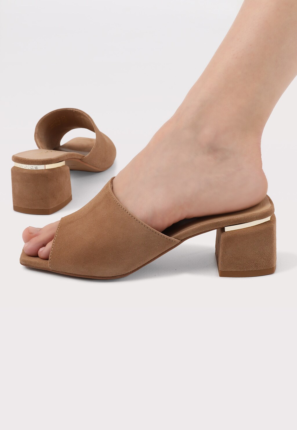 Béžové elegantné dámske šľapky na podpätku 74037-64 Widok 10