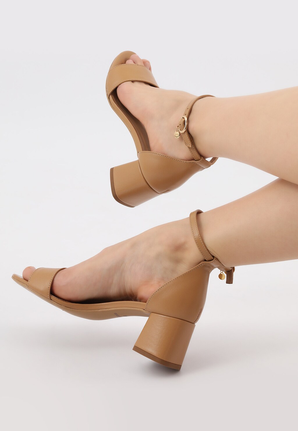 Kožené sandále dámske na príjemné letné dni 76051-52 Widok 8