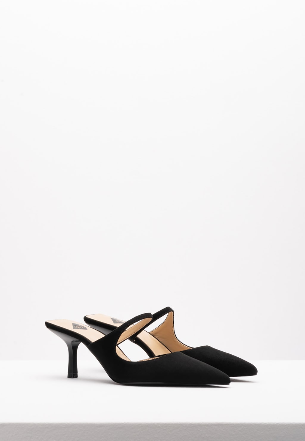 WJS czarne klapki damskie na szpilce WJS71011-61 Widok 3