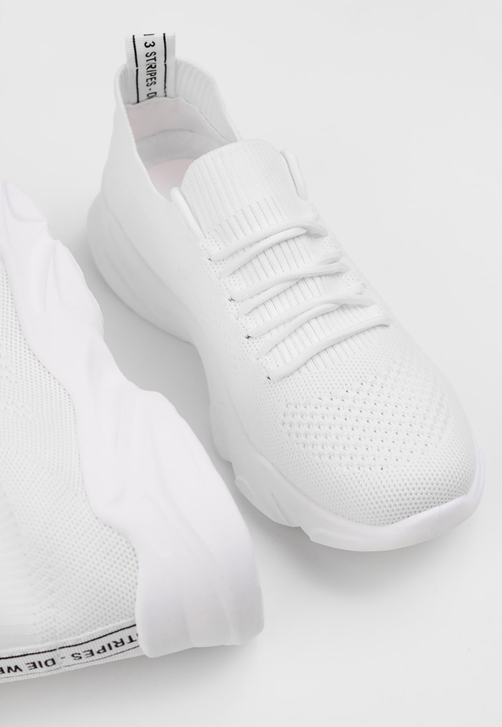 WJS białe wygodne półbuty damskie  WJS64025-19 Widok 4