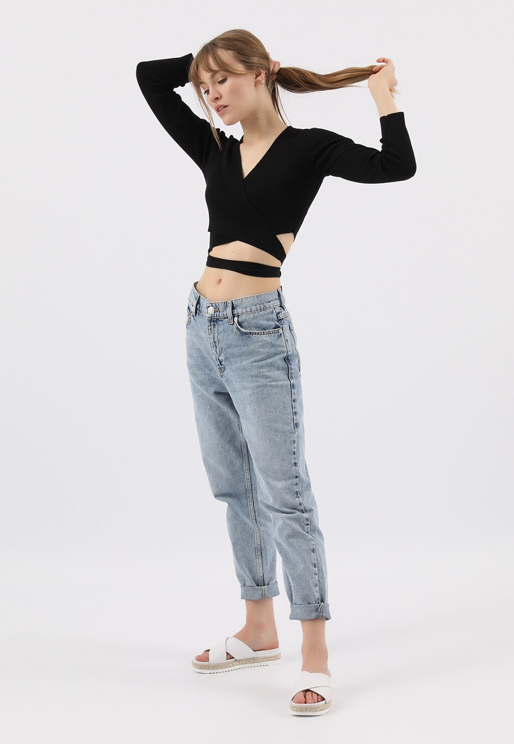 Trendy biele letné šľapky dámske vyrobené z kože 74035-59 Widok 8