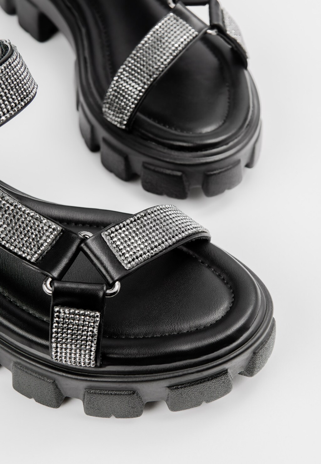 WJS czarne sandały damskie na traktorze WJS74030-51 Widok 4