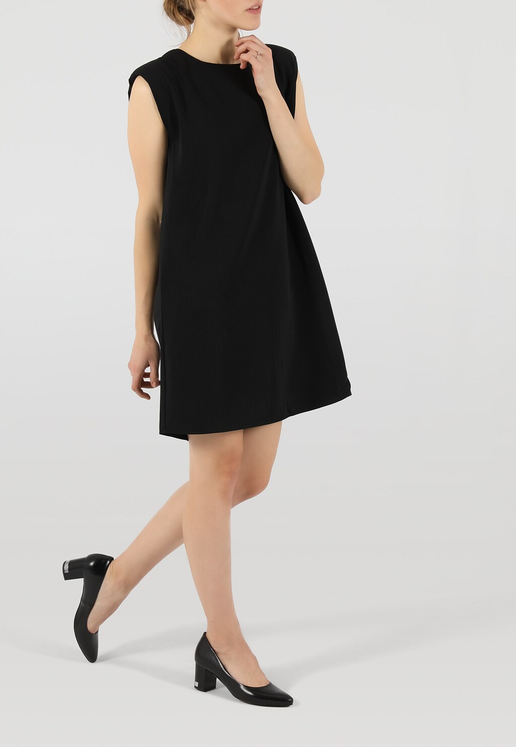 Kožené nízke lodičky pre aktívne módne maniačky 35048-51 Widok 1