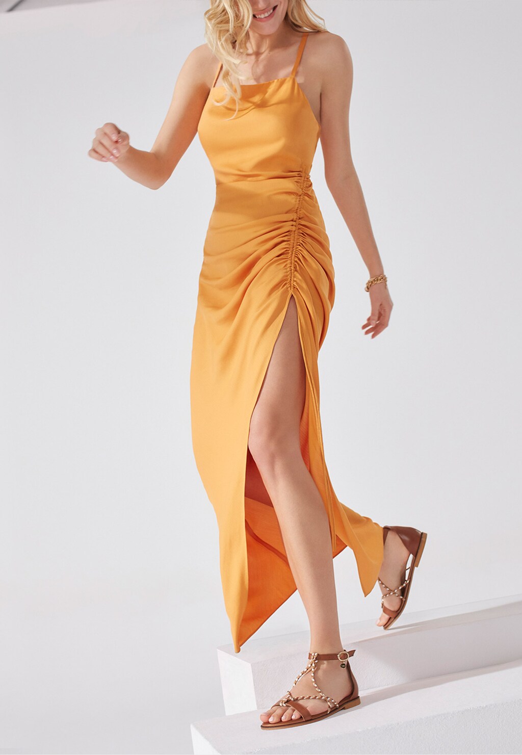 Jasnobrązowe sandały damskie z plecionymi paskami 76067-53 Widok 9