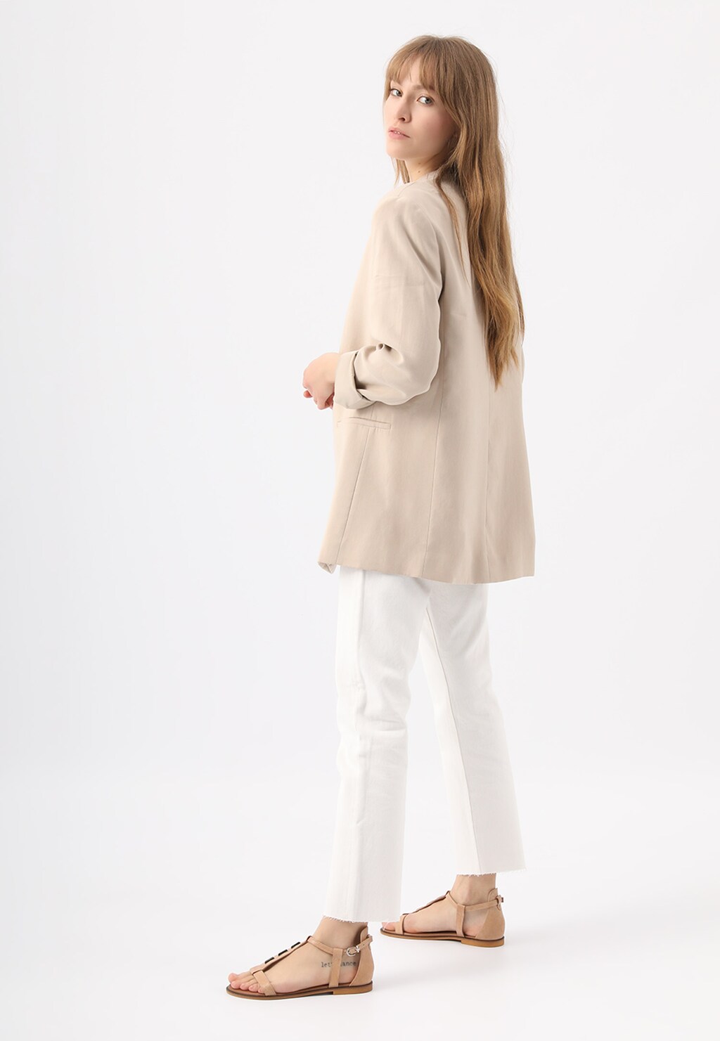 Béžové kožené sandály dámské s kovovými detaily 76066-54 Widok 10