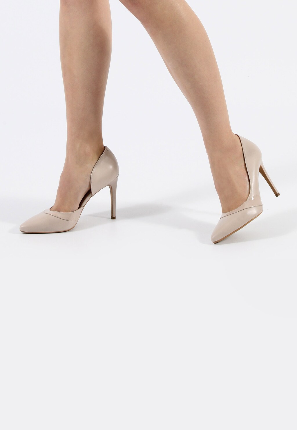 Eleganckie beżowe czółenka 35011-74 Widok 7