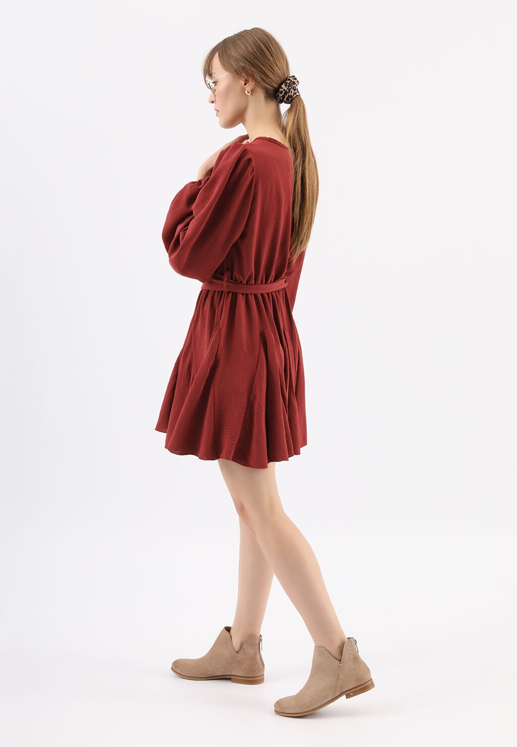 Bledohnedé dámske členkové topánky ako vychádzková obuv 55002-64 Widok 7