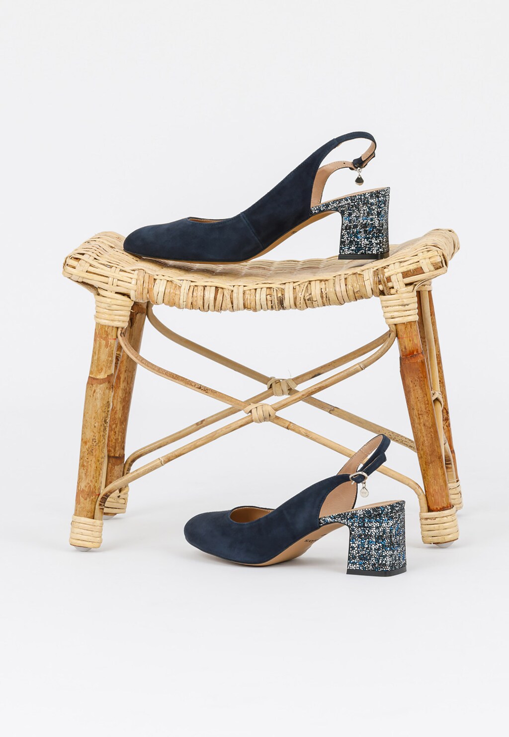 Unikatowe czółenka damskie 35031-66 Widok 1