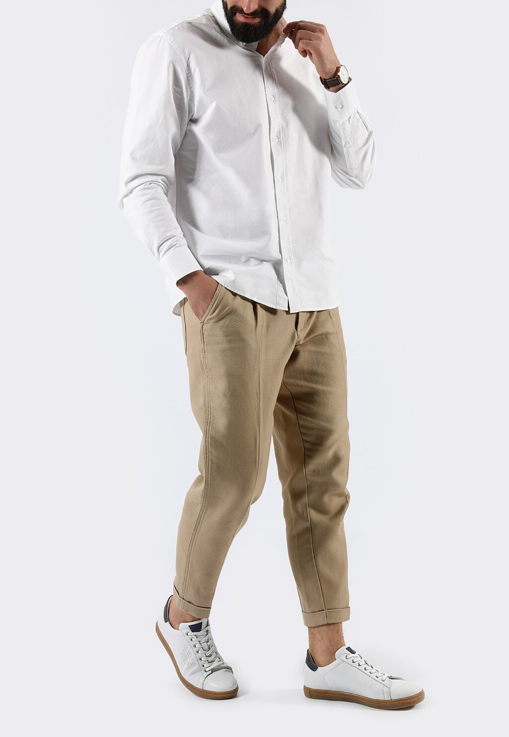 Białe trampki z granatowymi elementami 10076-59 Widok 1